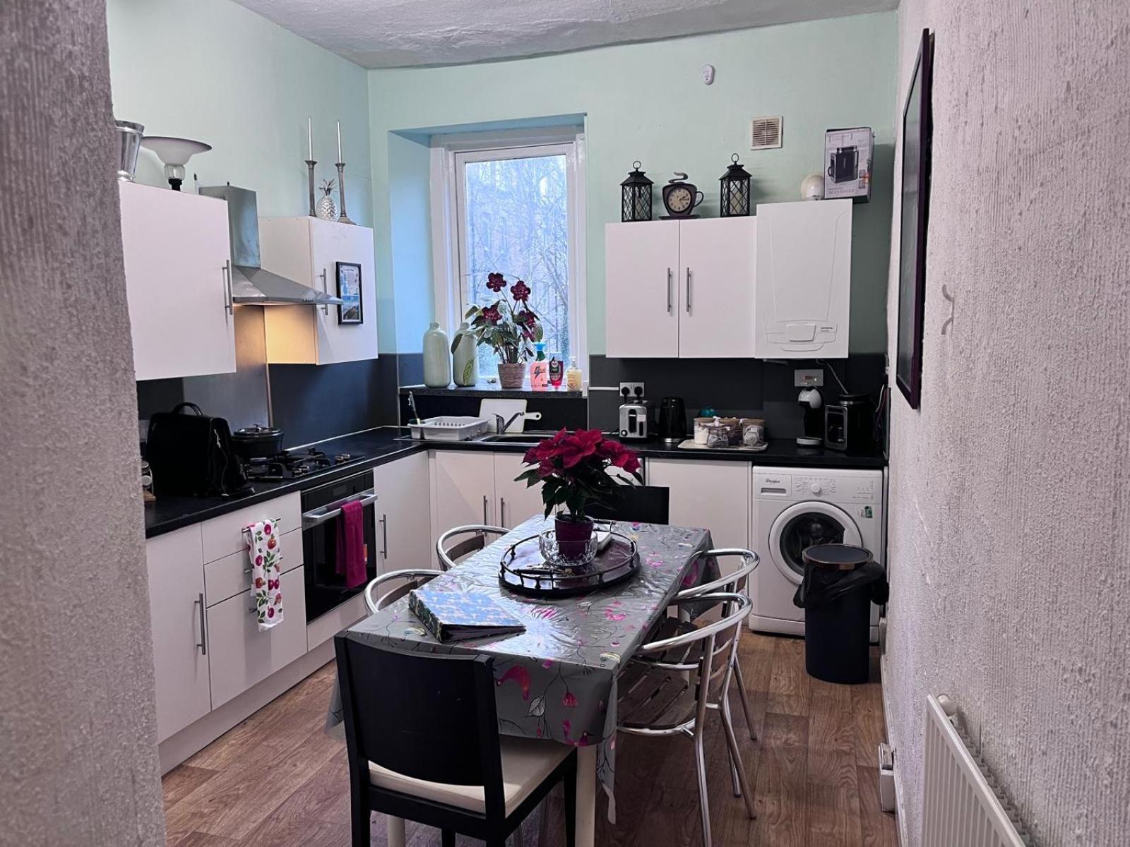 Spacious And Apartment
