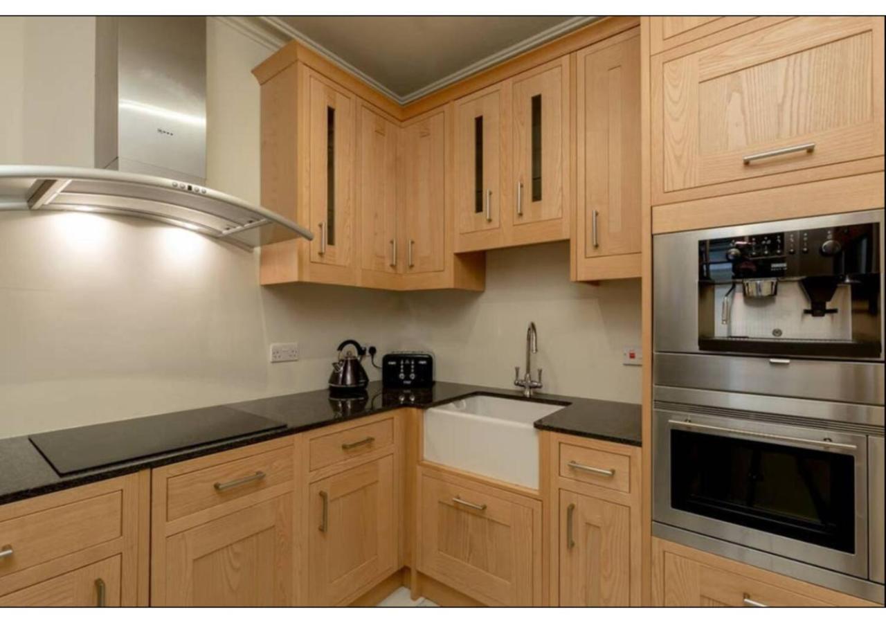 Apartment Joivy Boutique With Patio In New Town Edinburgh