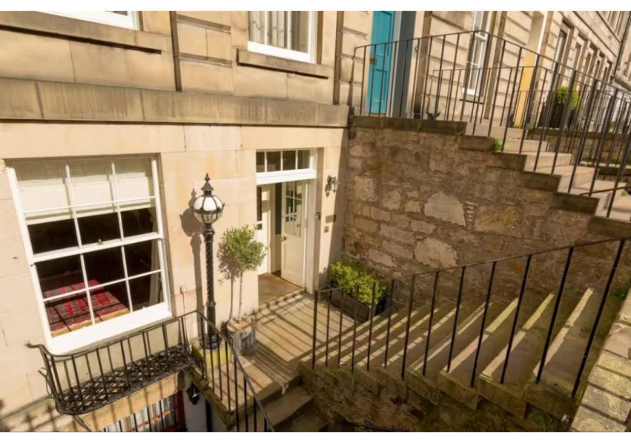Joivy Boutique With Patio In New Town Apartment