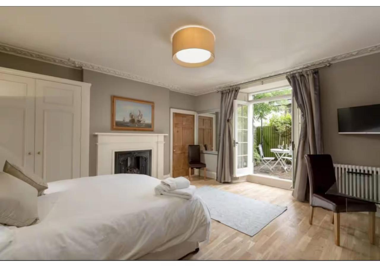 Apartment Joivy Boutique With Patio In New Town