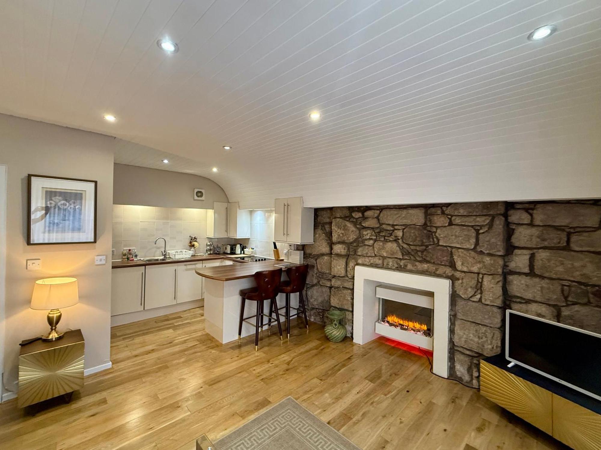 Rose Street Flat *