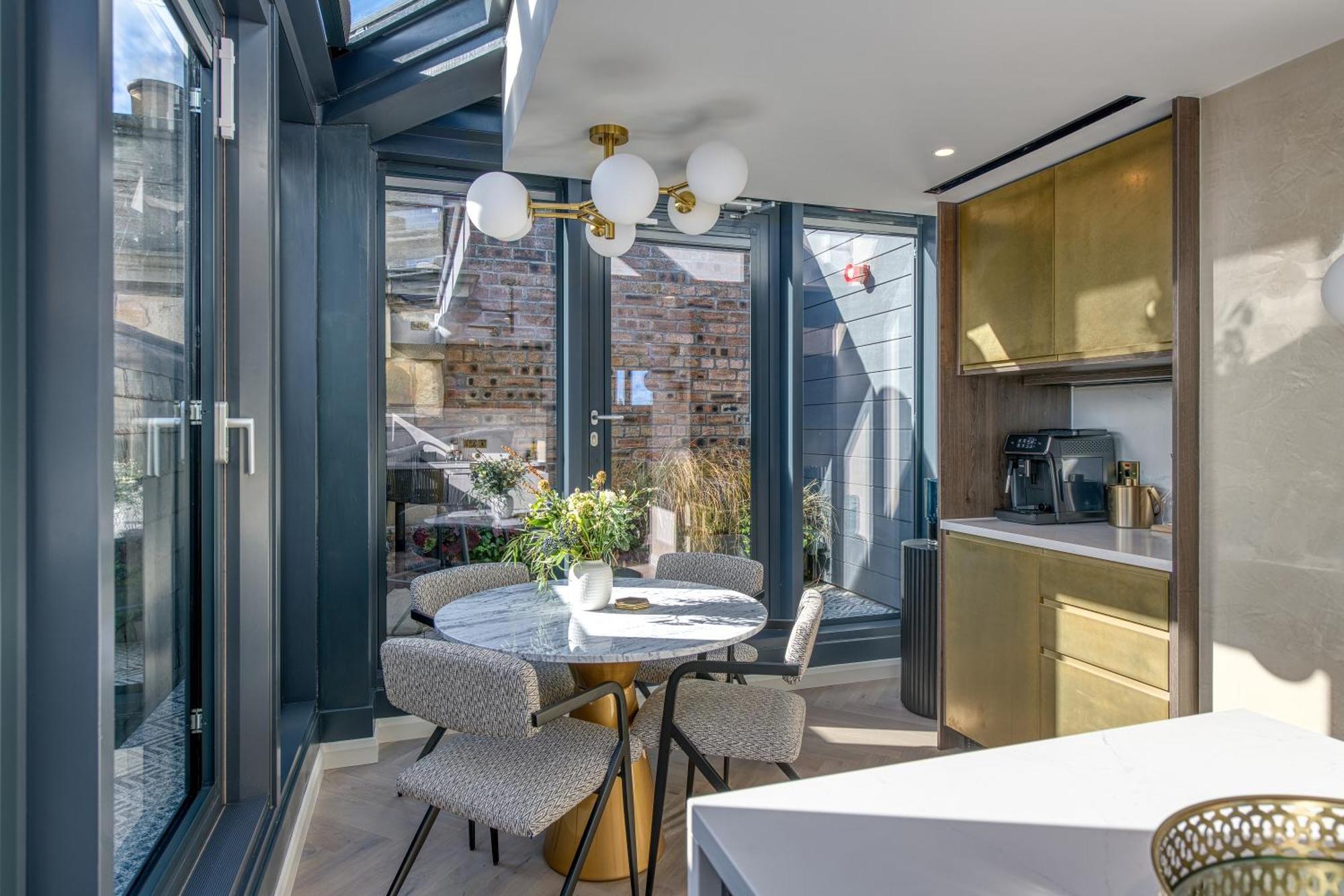 The Righ Penthouse