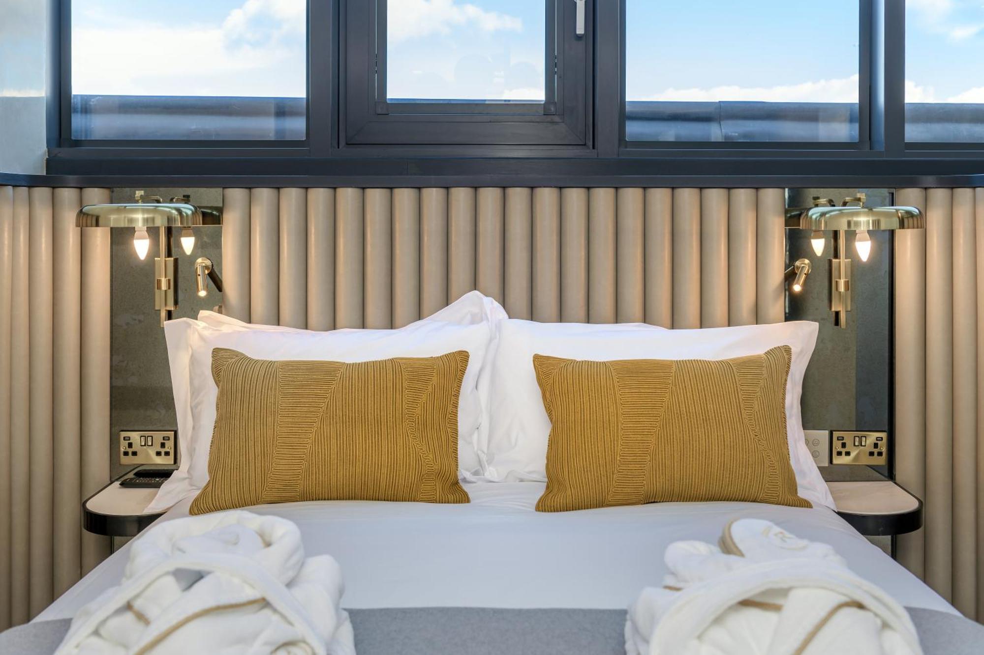 The Righ Penthouse Aparthotel