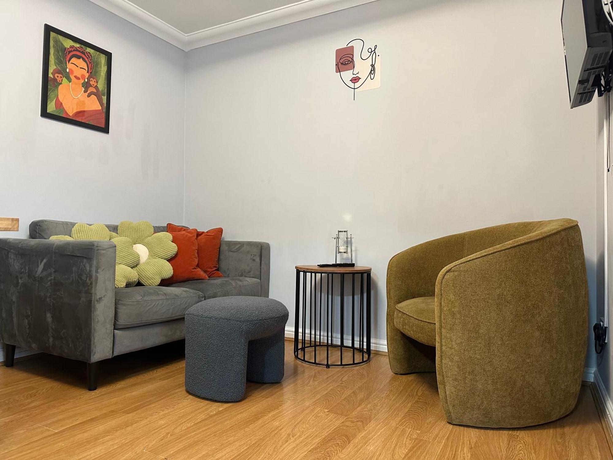Apartment Private Main Door Lovely 2 Bedroom *