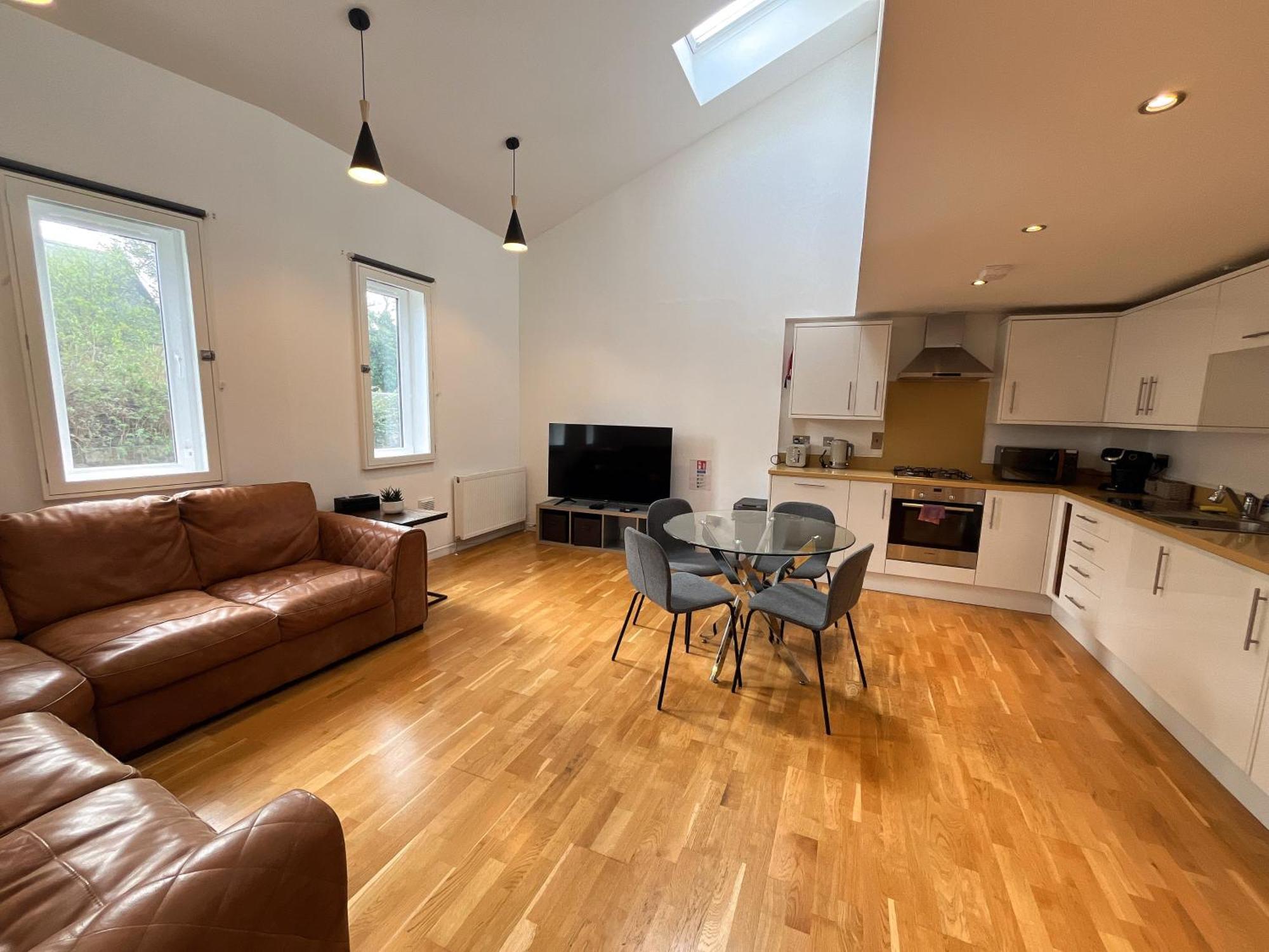 Private Parking 2 Bed 2 Bath * Edinburgh