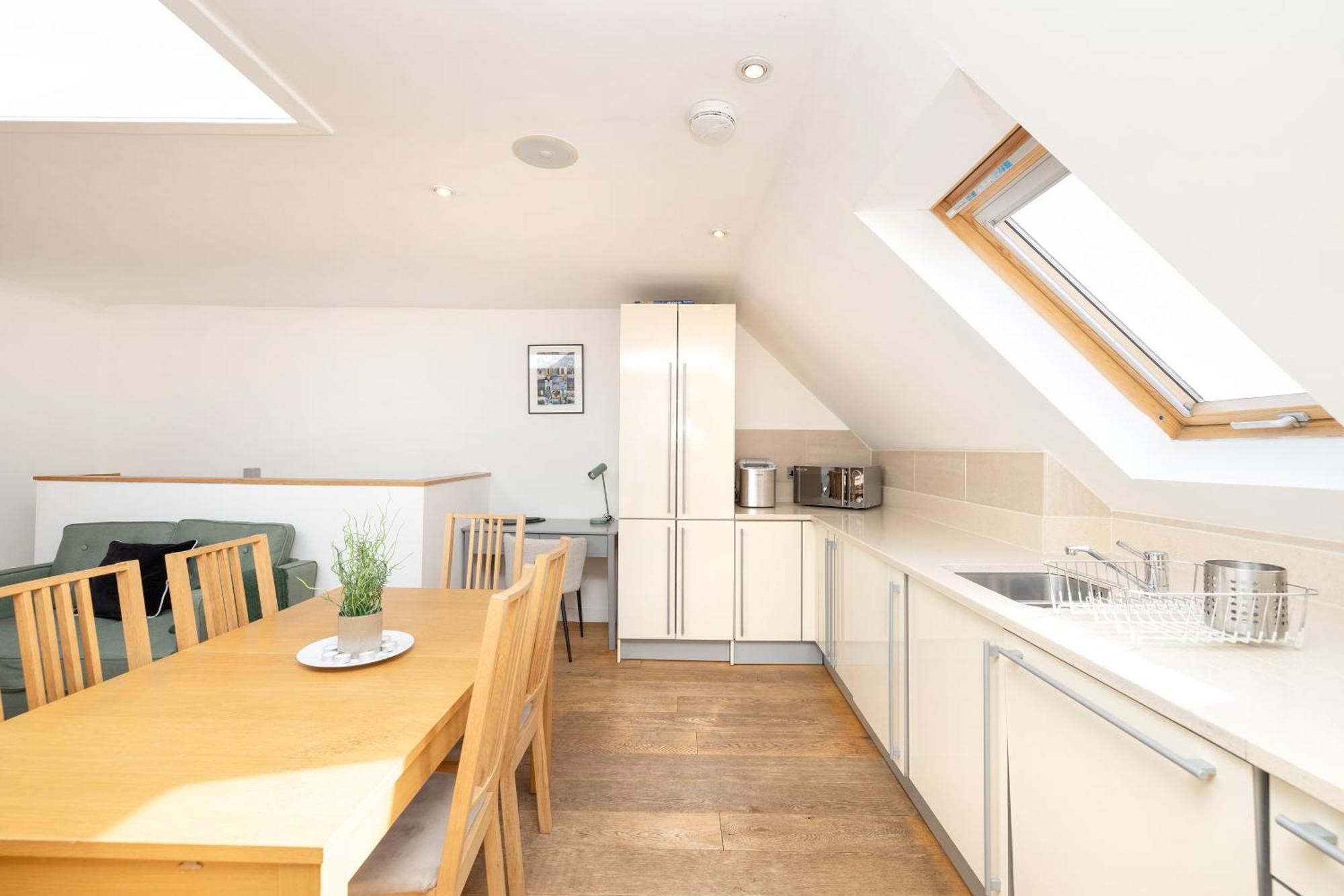 Joivy Superb Flats In The Heart Of Apartment Edinburgh