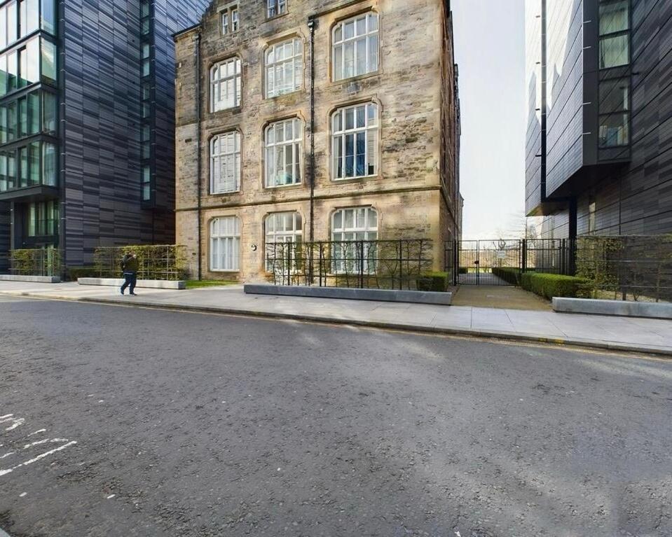 Boutique 4-bed Luxury