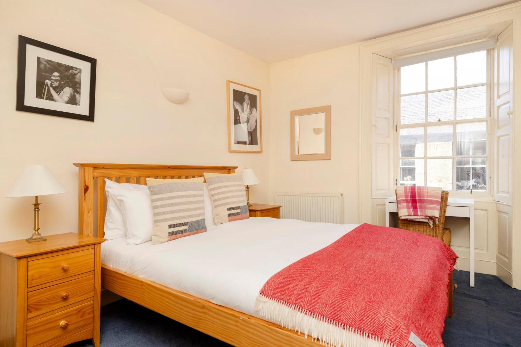 Joivy Gorgeous 2-bed Flat Near Castle * Edinburgh