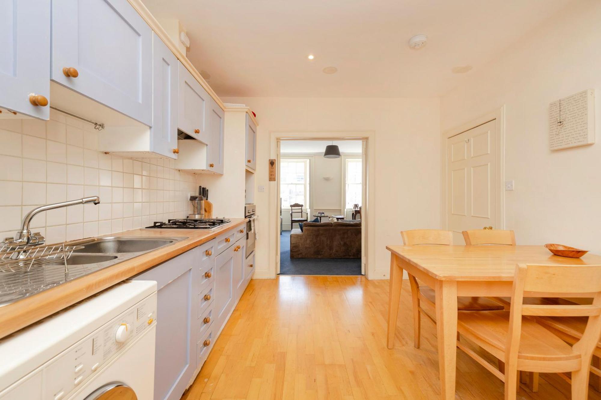 Apartment Joivy Gorgeous 2-bed Flat Near Castle