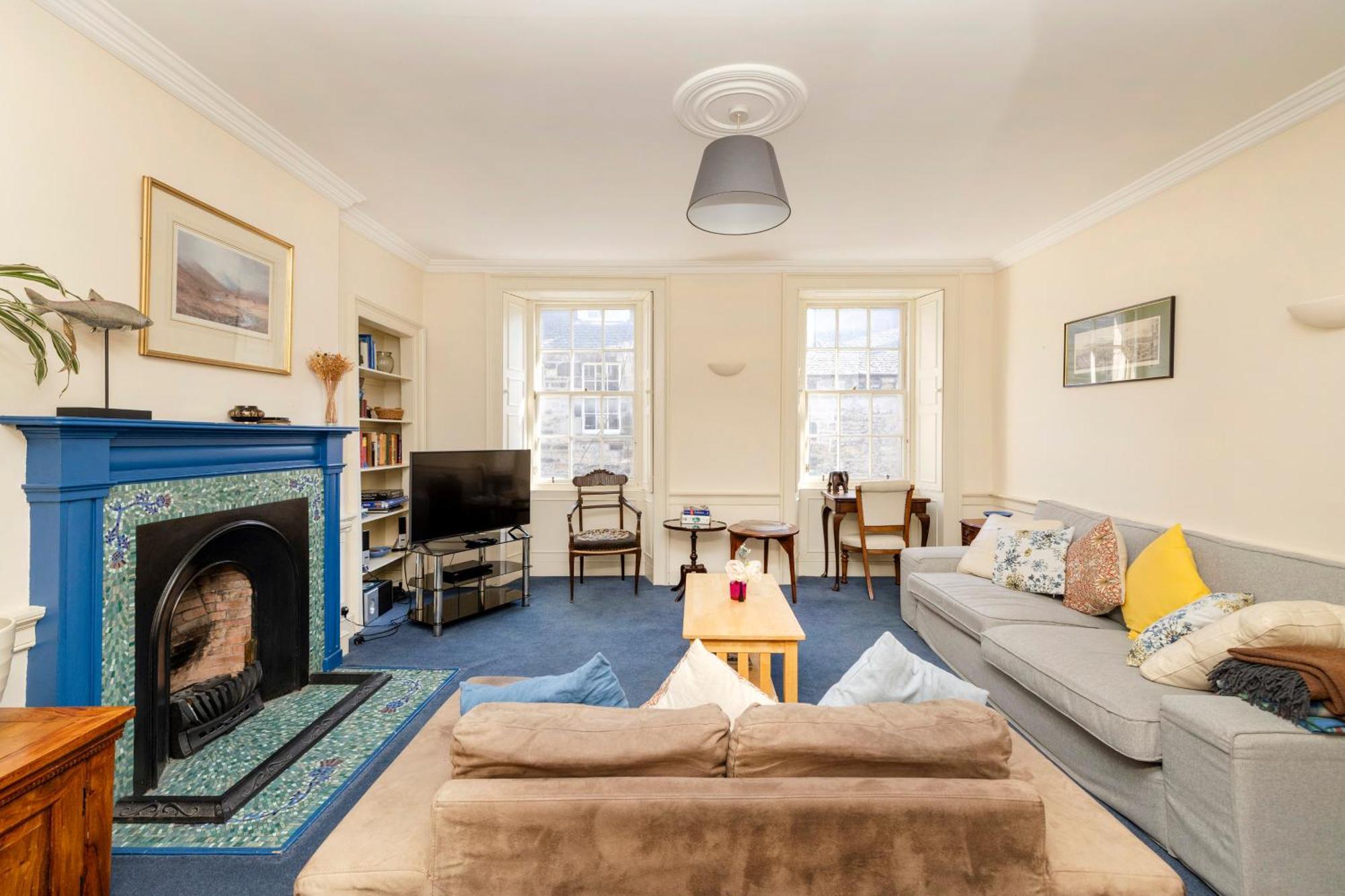 Joivy Gorgeous 2-bed Flat Near Castle Apartment *