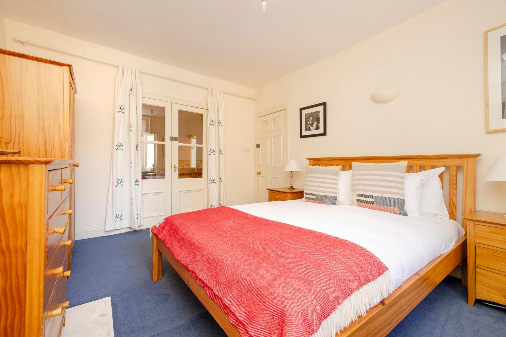 Joivy Gorgeous 2-bed Flat Near Castle Apartment Edinburgh