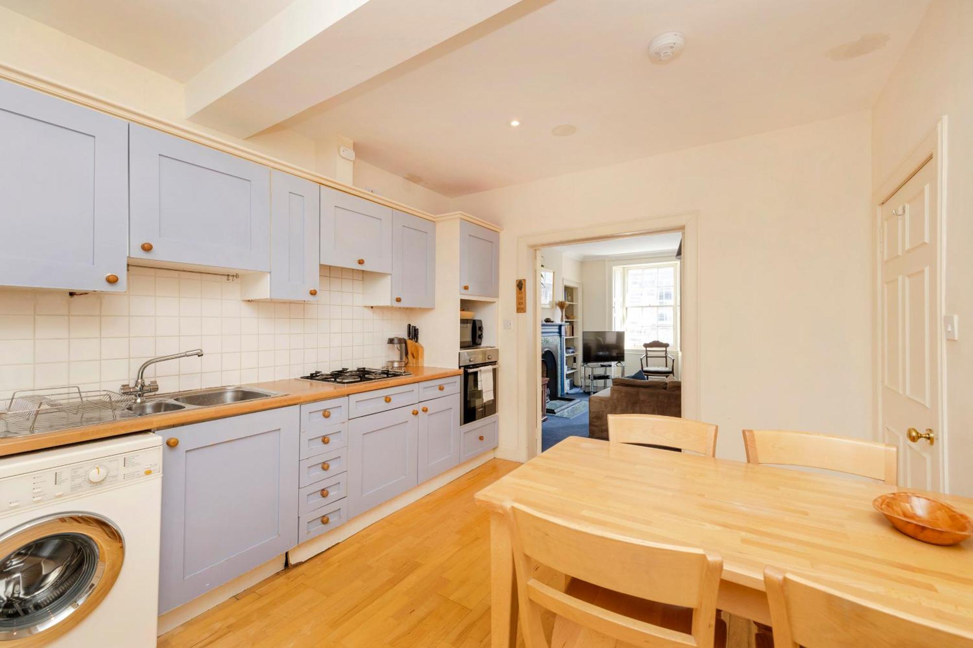 Joivy Gorgeous 2-bed Flat Near Castle *