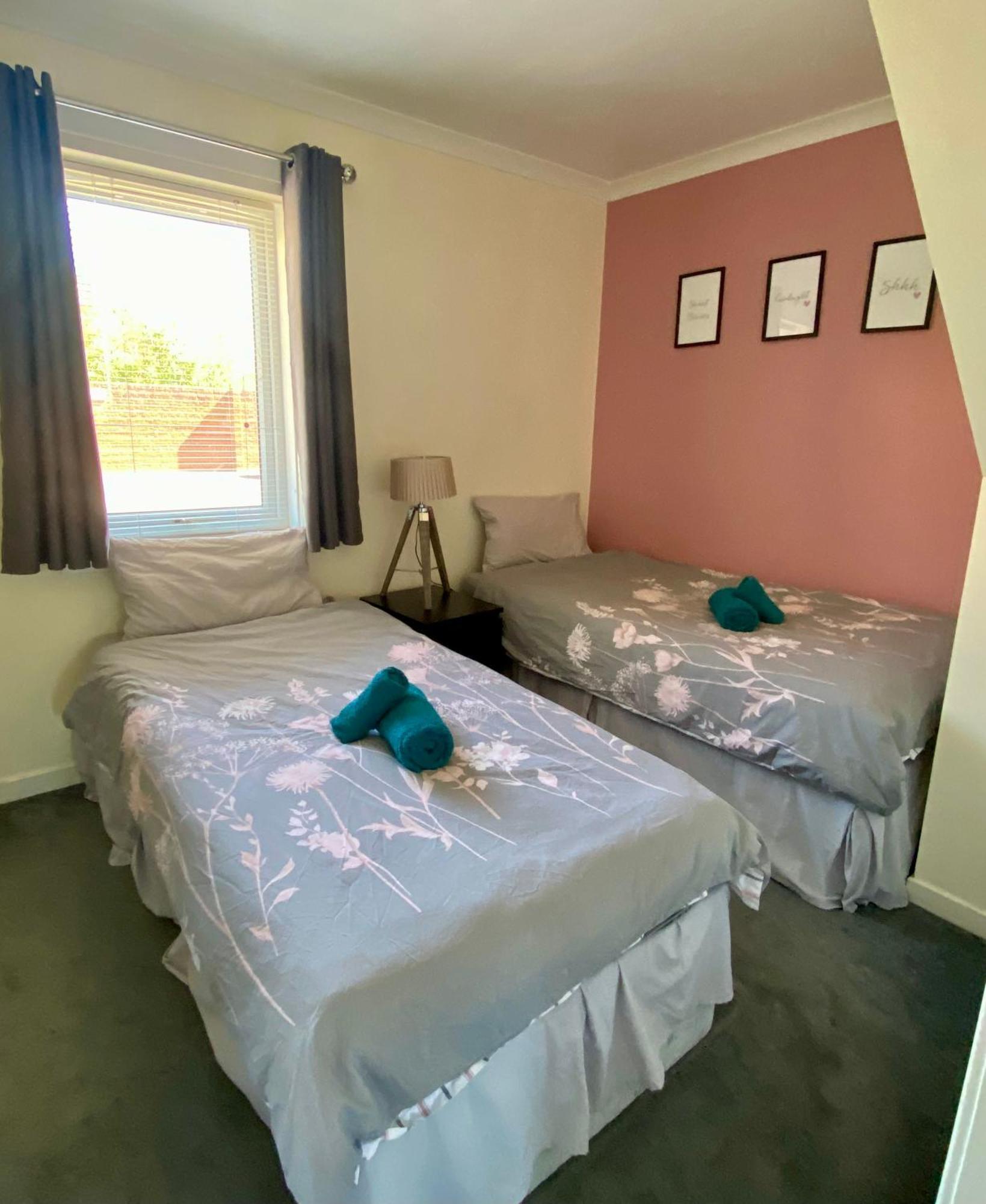 Apartment Cosy With Free Parking Close To Airport Edinburgh