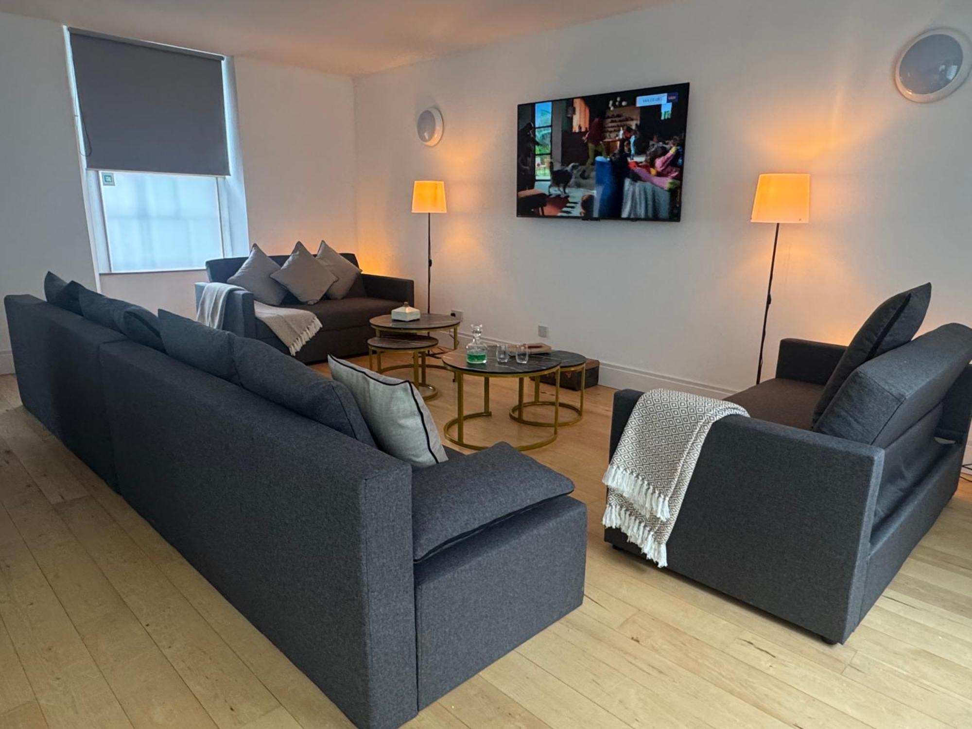 Squarezzz - Group Aparthotel