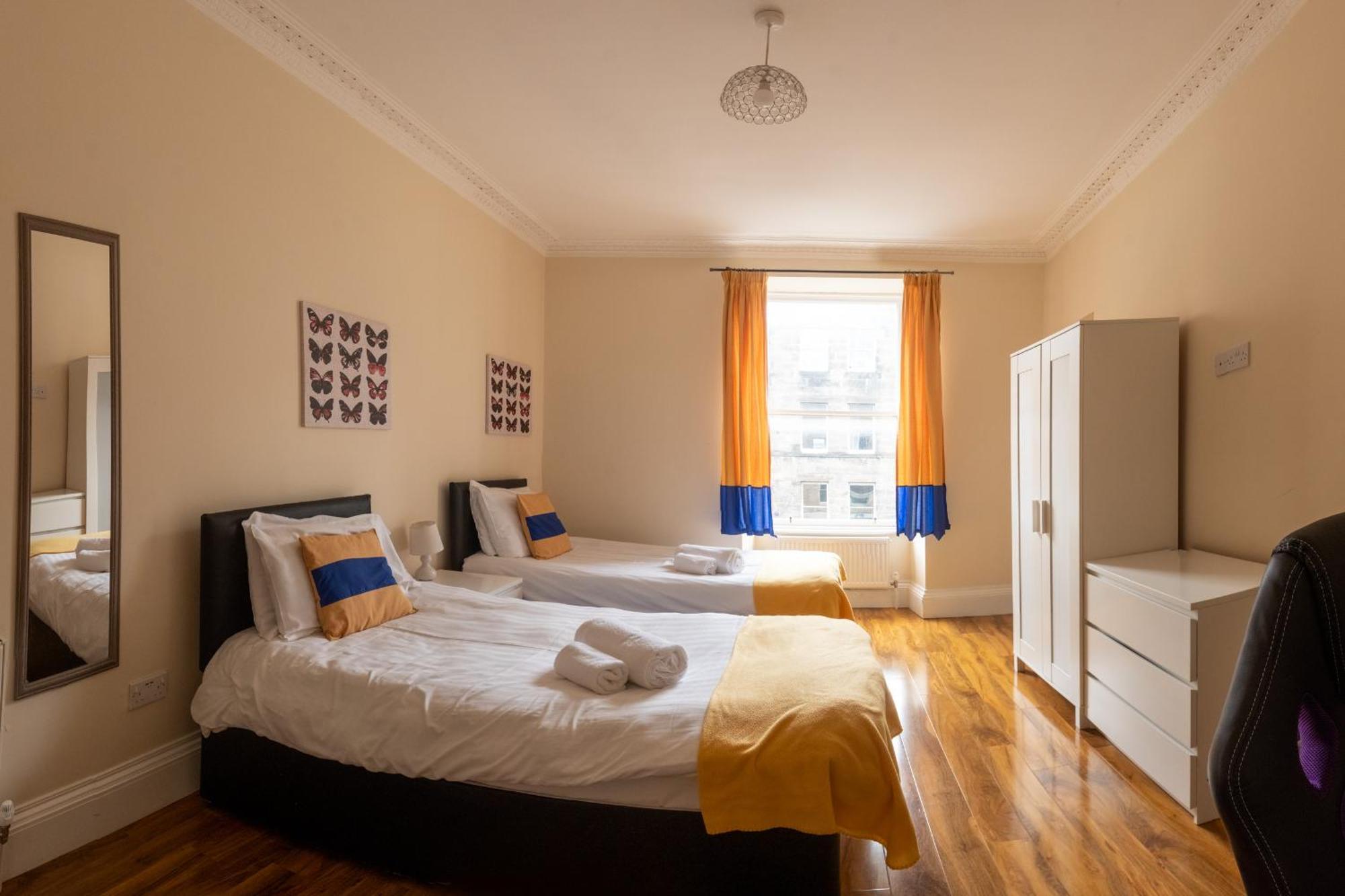 Apartment 3 Bedroom With Castle Views