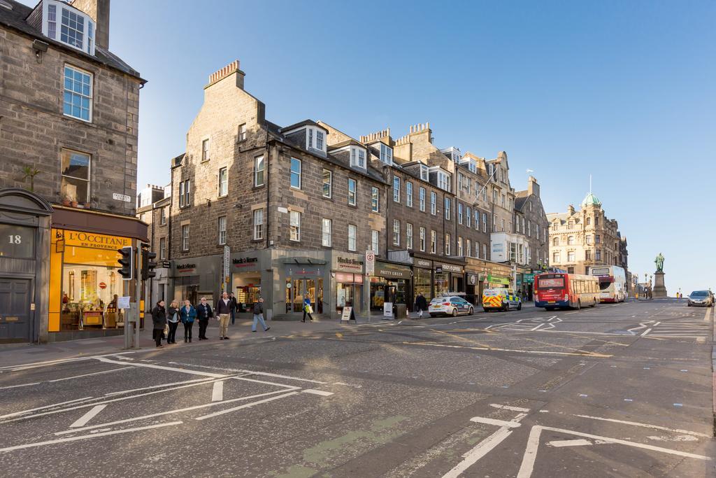 Rose Street * Edinburgh