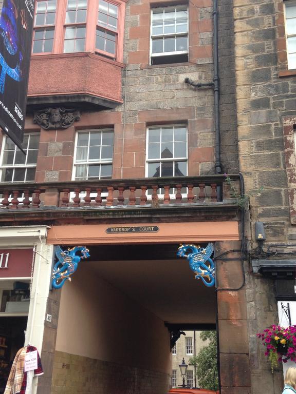 Writers View, Royal Mile Apartment