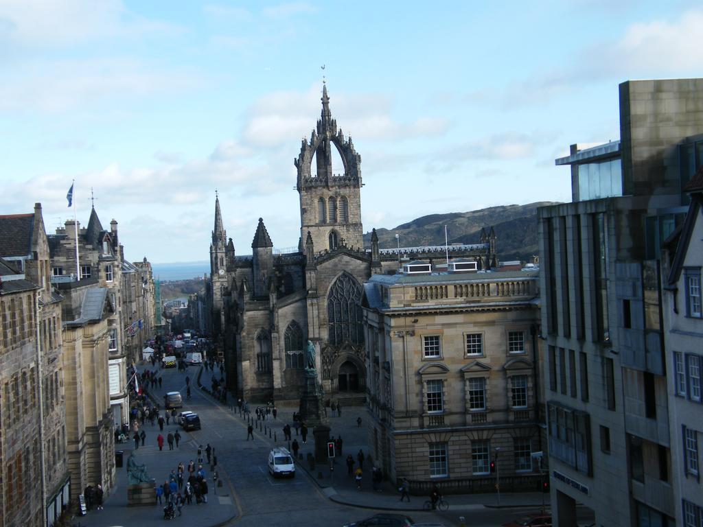 Royal Mile Group Apartment