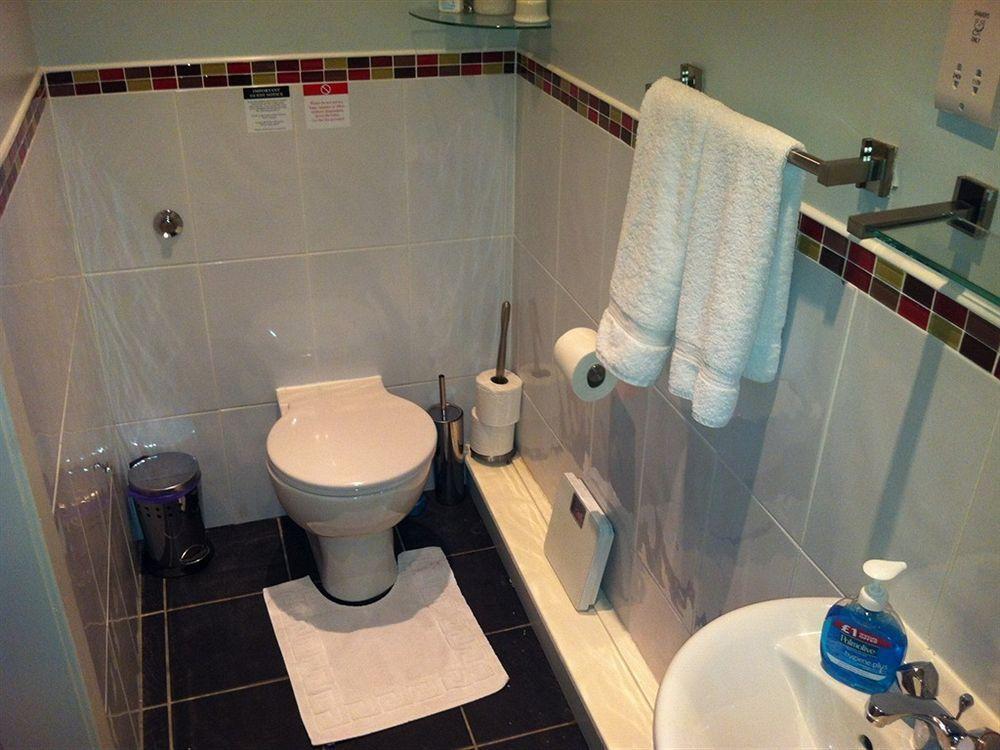 Bonnington Hotel 4*