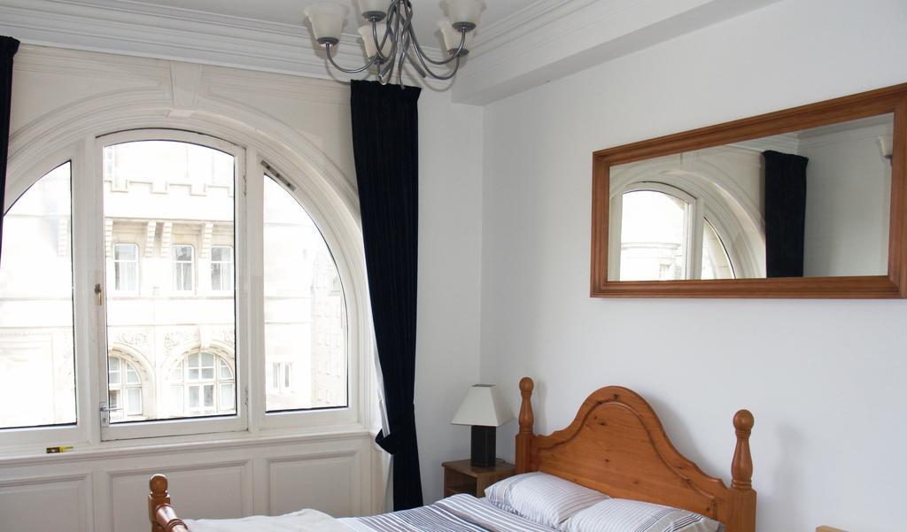 Apartment Royal Mile Mansions Edinburgh