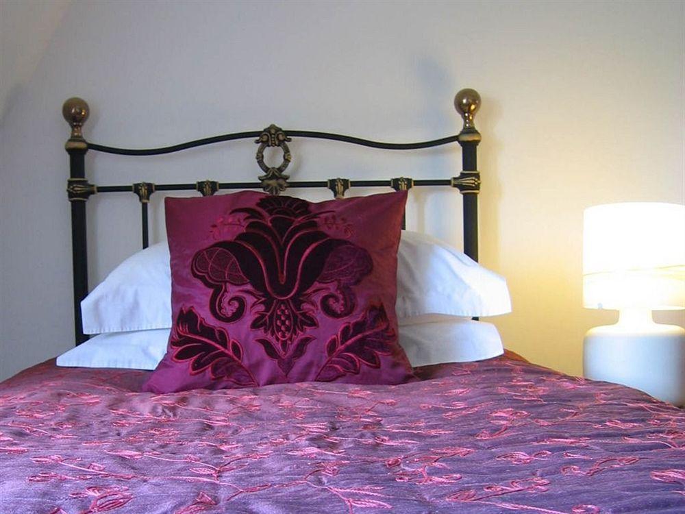 Guest house Fraoch House 4*