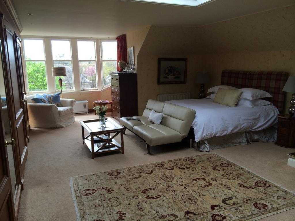 Claremont House 5*