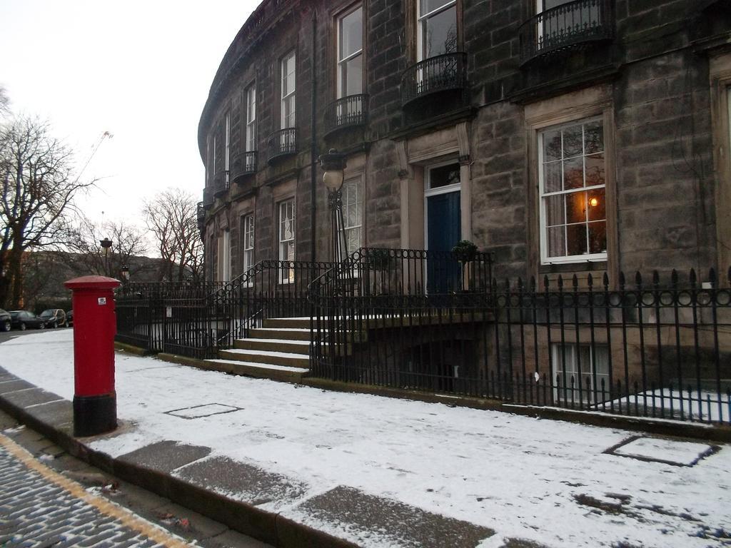 Carlton Twelve Guest house Edinburgh