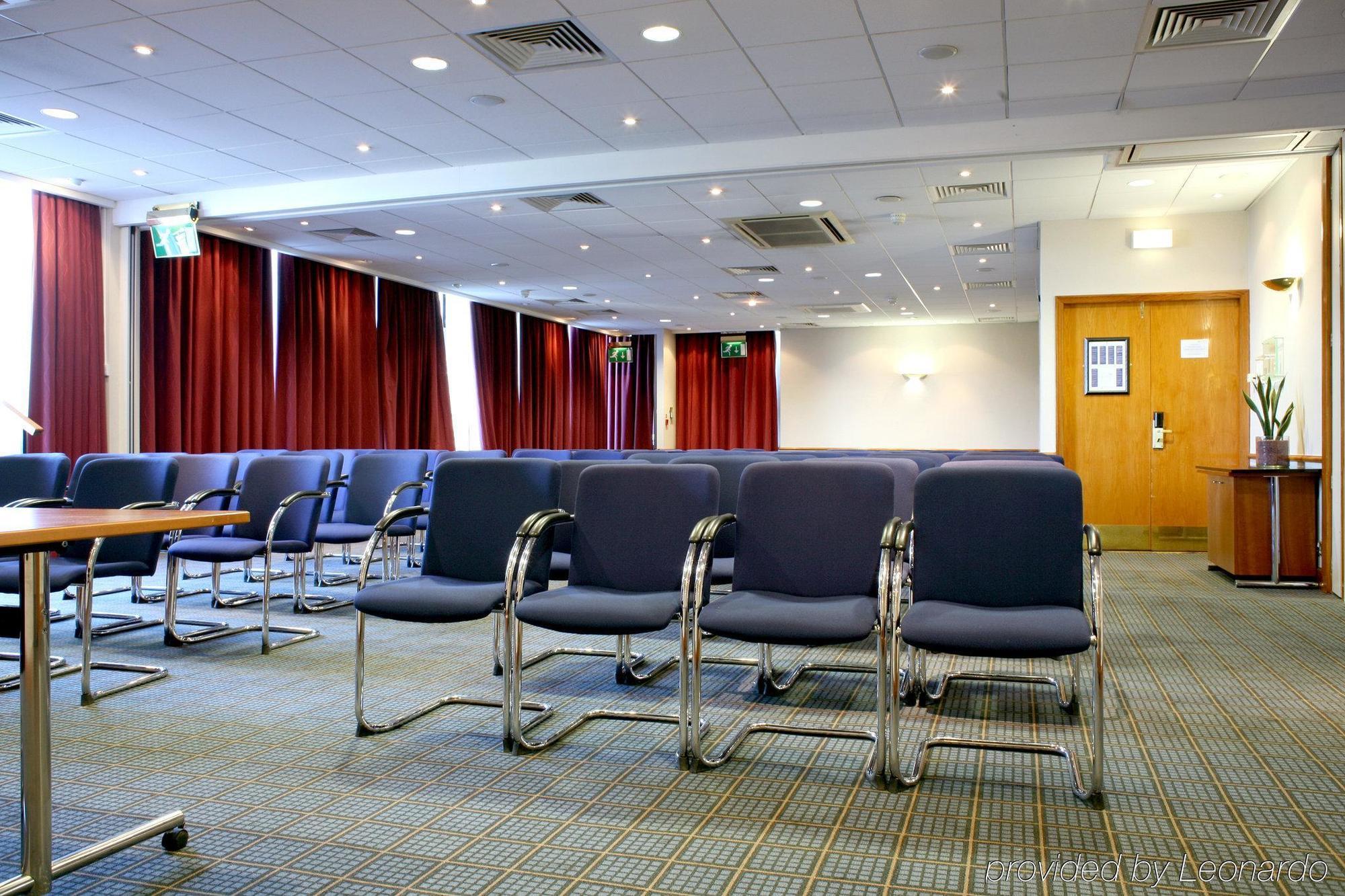 Holiday Express City West By Ihg 3*
