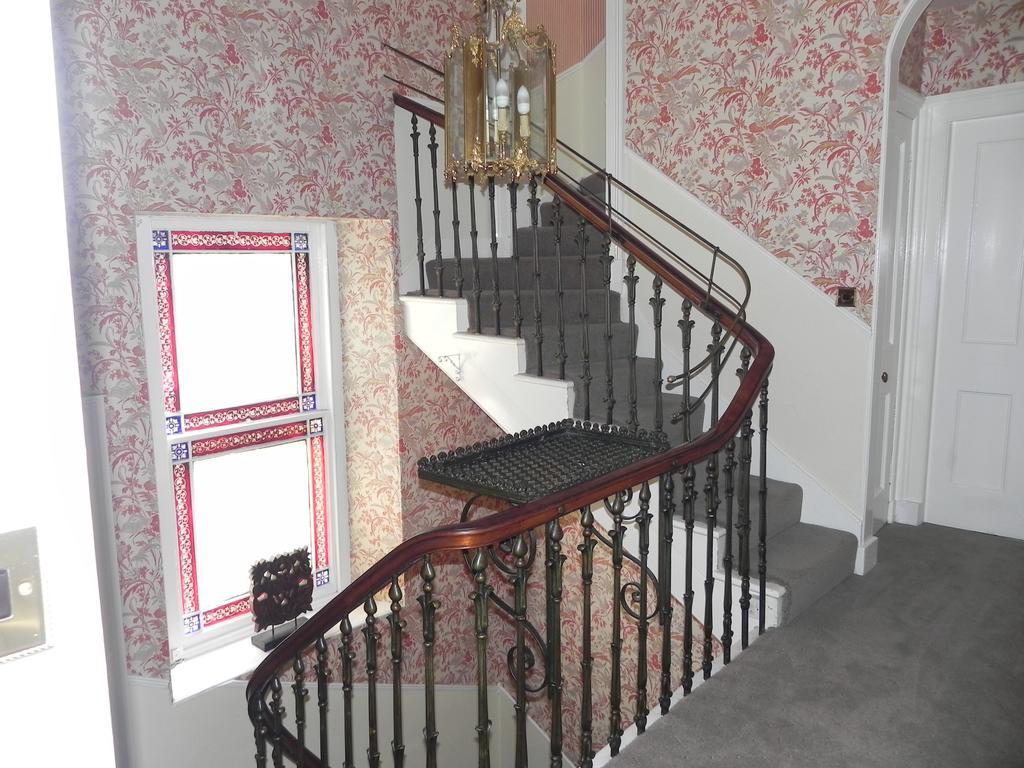 Ashlyn Guest house 4*