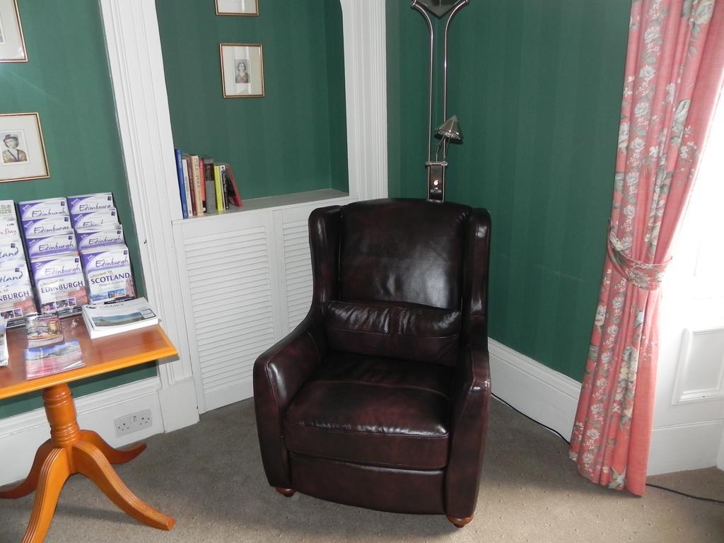Ashlyn Guest house Edinburgh