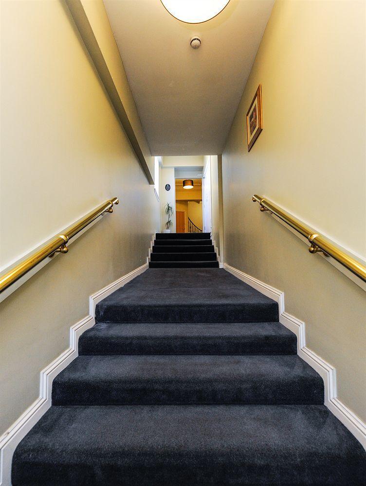 Guest house Southside 4*