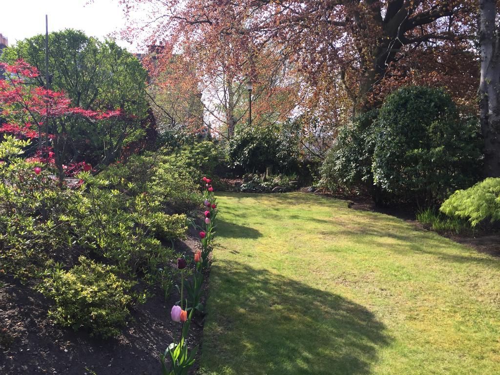 Bed & Breakfast Claremont House