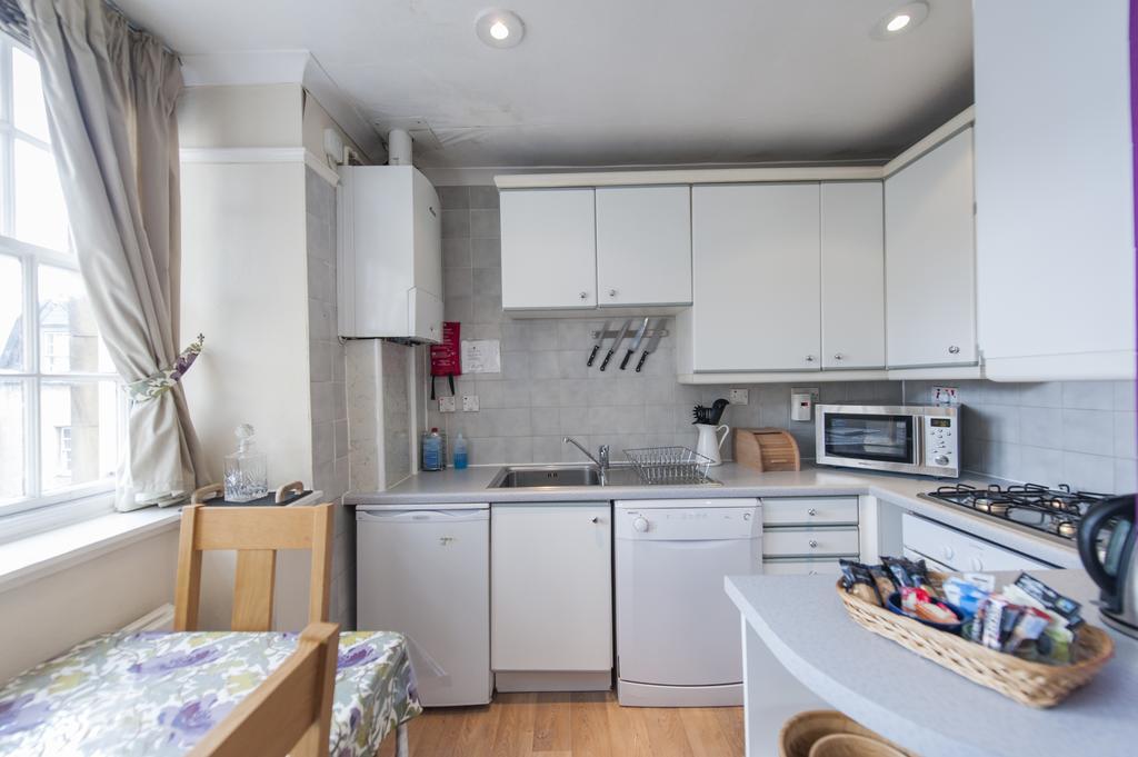 Apartment Writers View, Royal Mile Edinburgh