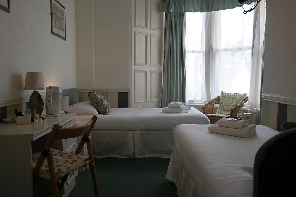 Ardmillan Hotel
