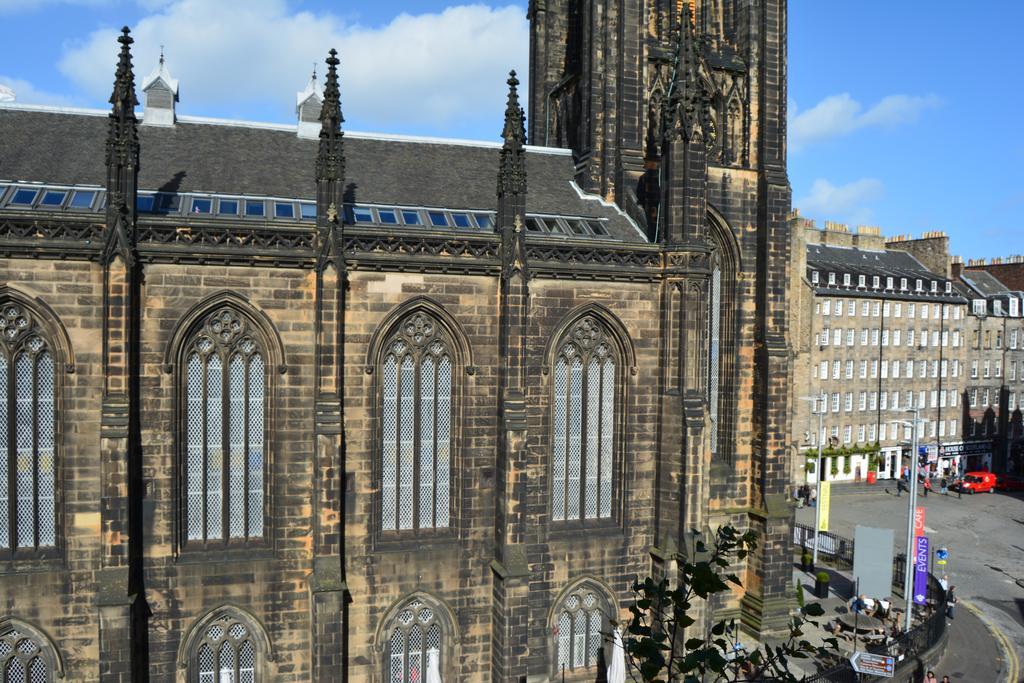 Royal Mile Elegance - Space & Luxury Edinburgh