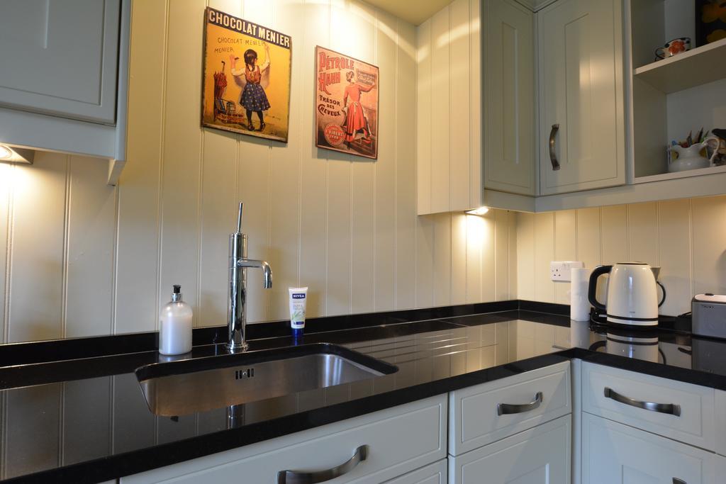 Royal Mile Elegance - Space & Luxury Edinburgh