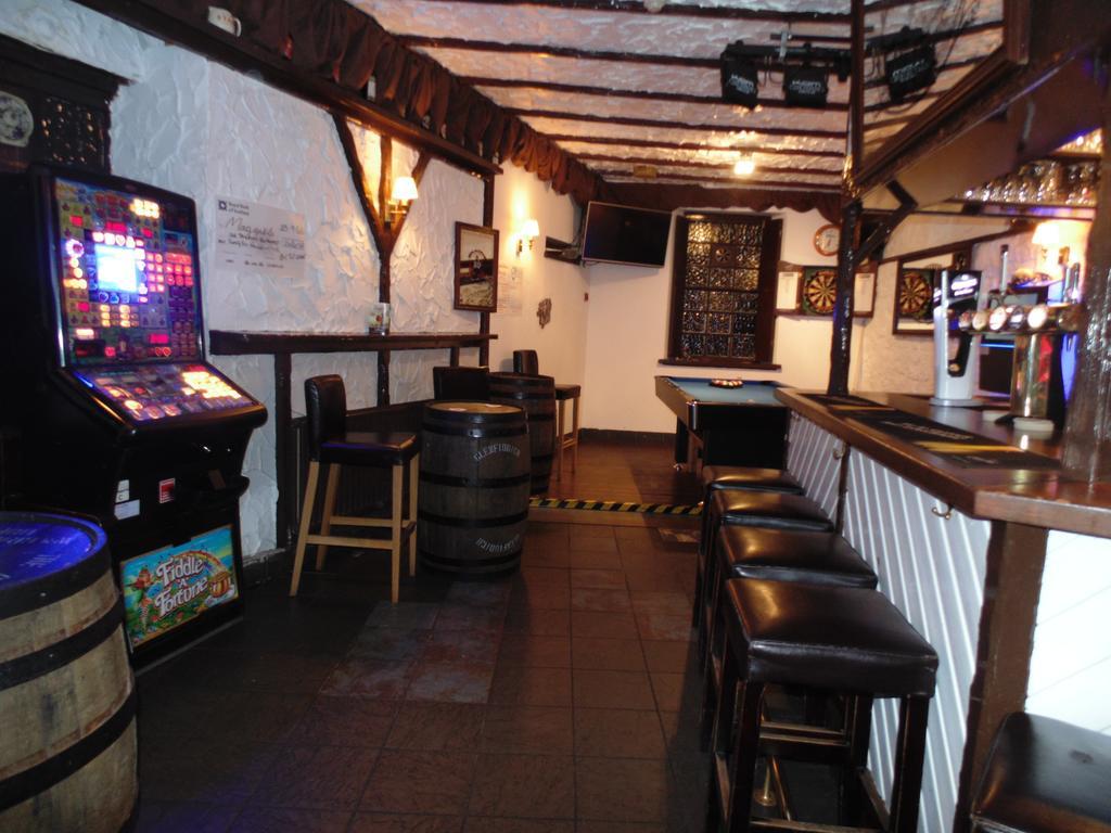 Inn Cedar