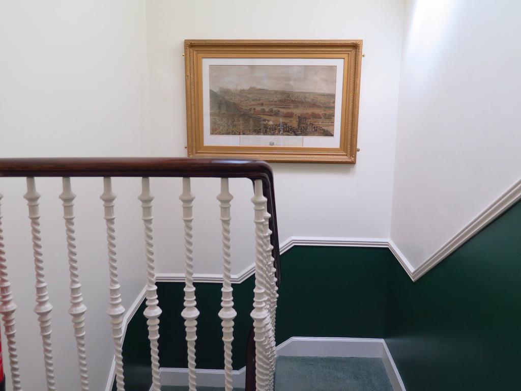 Hotel Ardmillan 2*