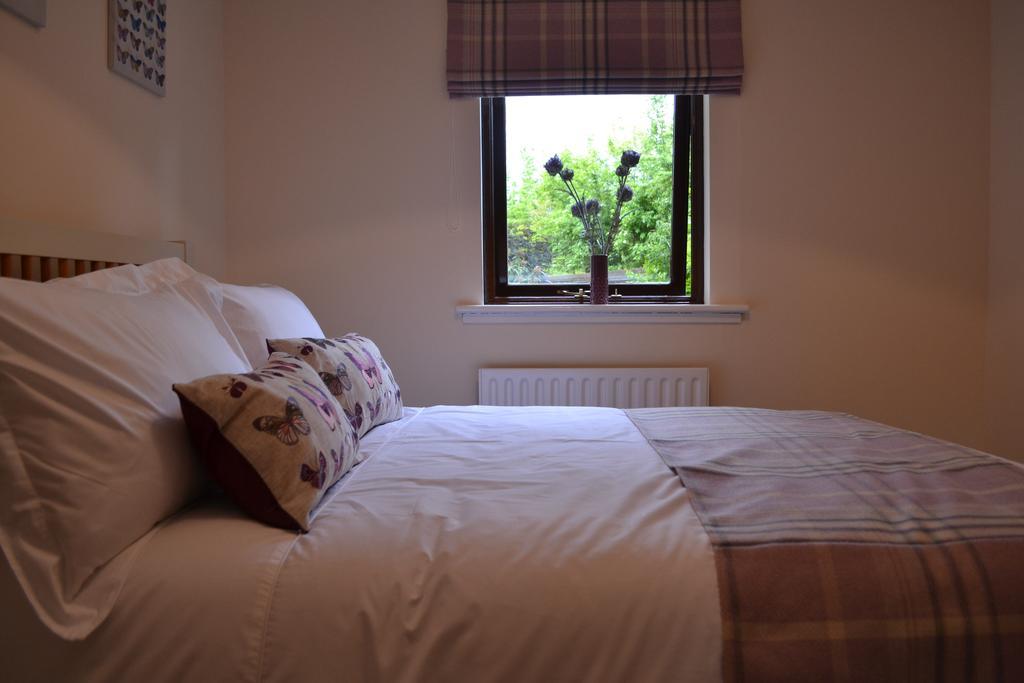 Boat Apartment Edinburgh