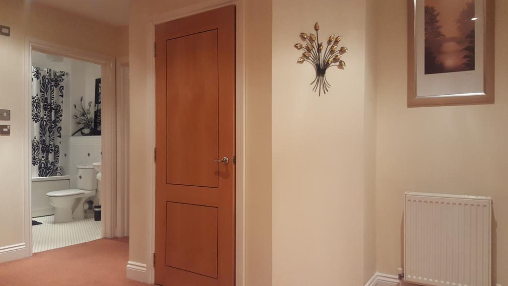Penthouse Apartment Sleeps 11 EDI