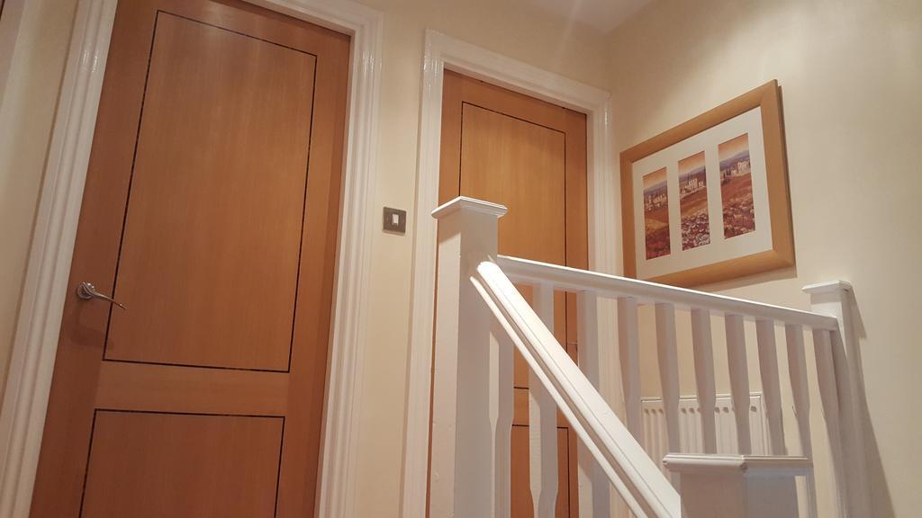 Penthouse Apartment Sleeps 11 * EDI