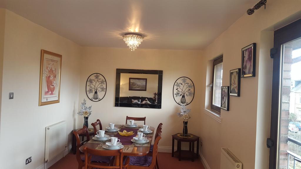 Apartment Penthouse Apartment Sleeps 11 EDI