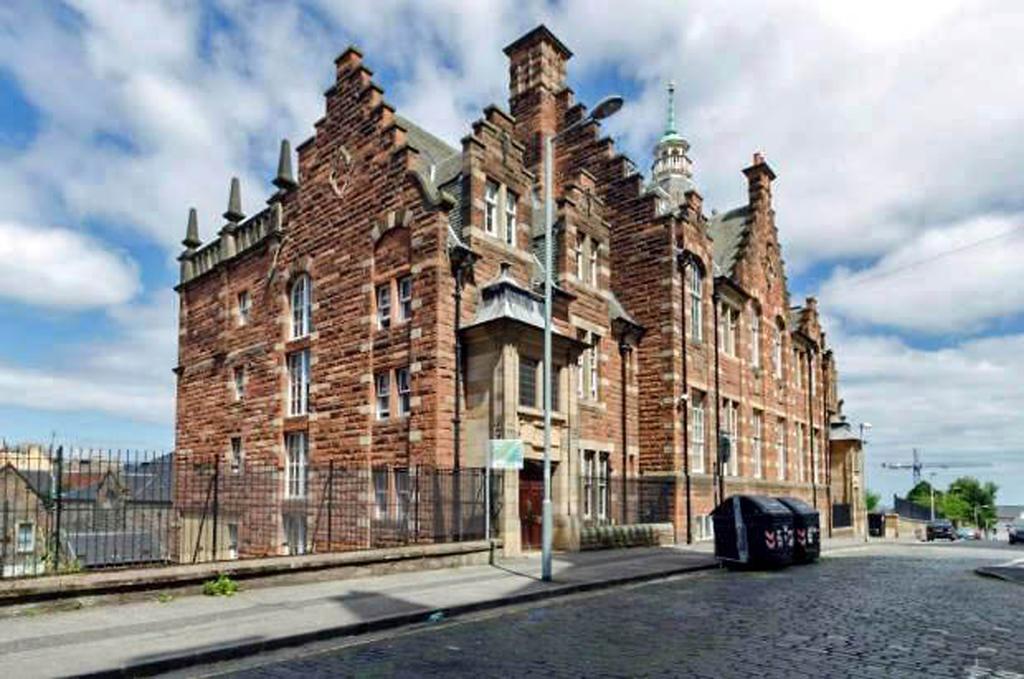 Km Edinburgh
