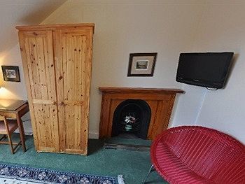 19 Meadow Place 2*