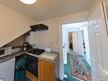 19 Meadow Place 2* Edinburgh