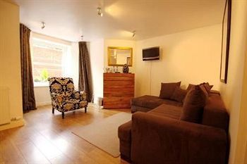 Guest house Fraoch House 4*