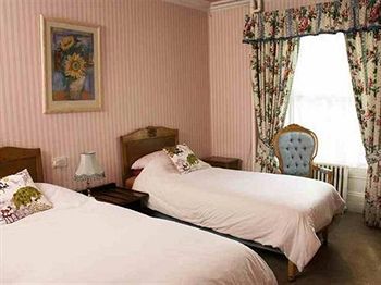 Eliza House Hotel 3*
