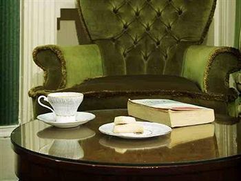 Eliza House 3* Edinburgh