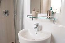 Beaverbank Place - Campus Apartment