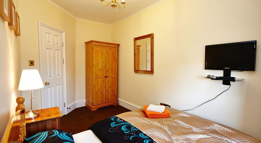 Thornfield Guest